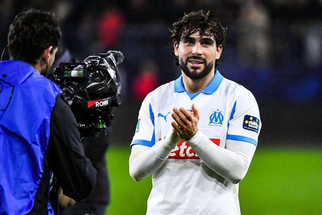 熊猫体育-关于赛前法国杯焦点战；塞维利亚完成体检；更衣室稳定；年轻球员得到机会的信息